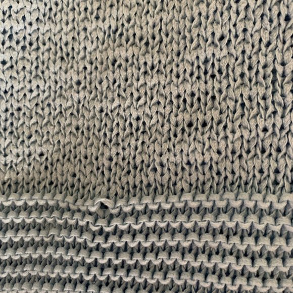 Lord Taylor, Sweater, summer, blue sky, size 10. - Picture 7 of 9